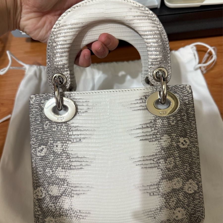特價 :Mini Lady Dior-喜馬拉雅原色蜥蜴皮黛妃包-3格-6