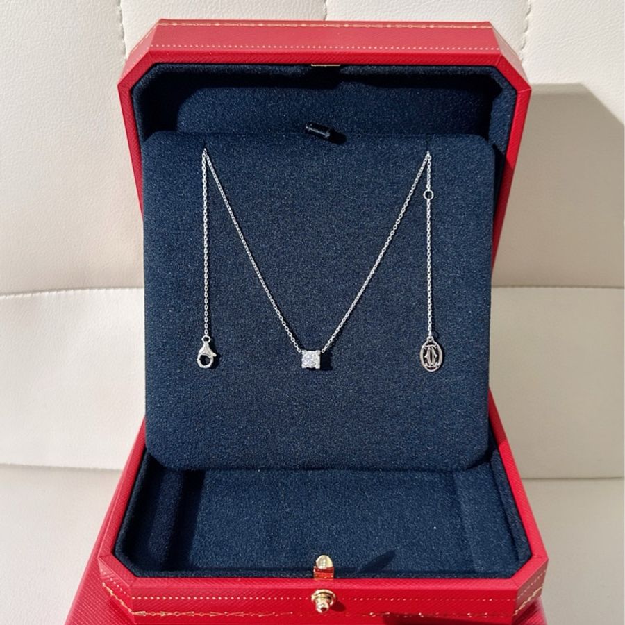 Cartier卡地亚 C DE CARTIER 18k白金牛头单钻项链-2