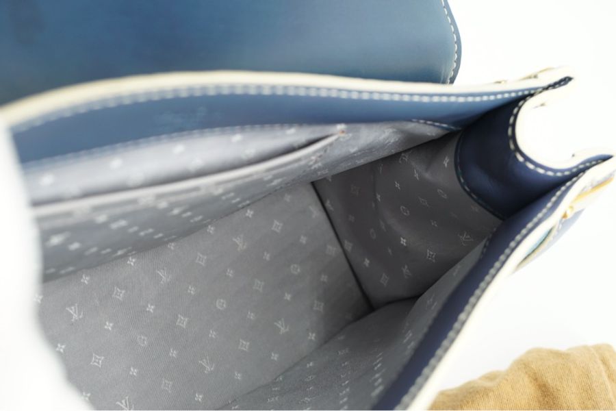 Louis Vuitton 路易威登 LV  SUHALI 高檔山羊皮 卯釘 鑰匙 防塵袋 單肩包 M91821-14