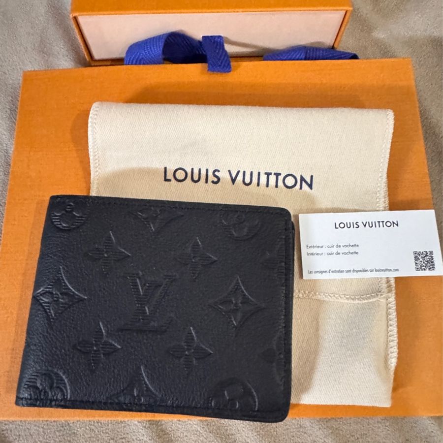 黑色短夾全新品-1