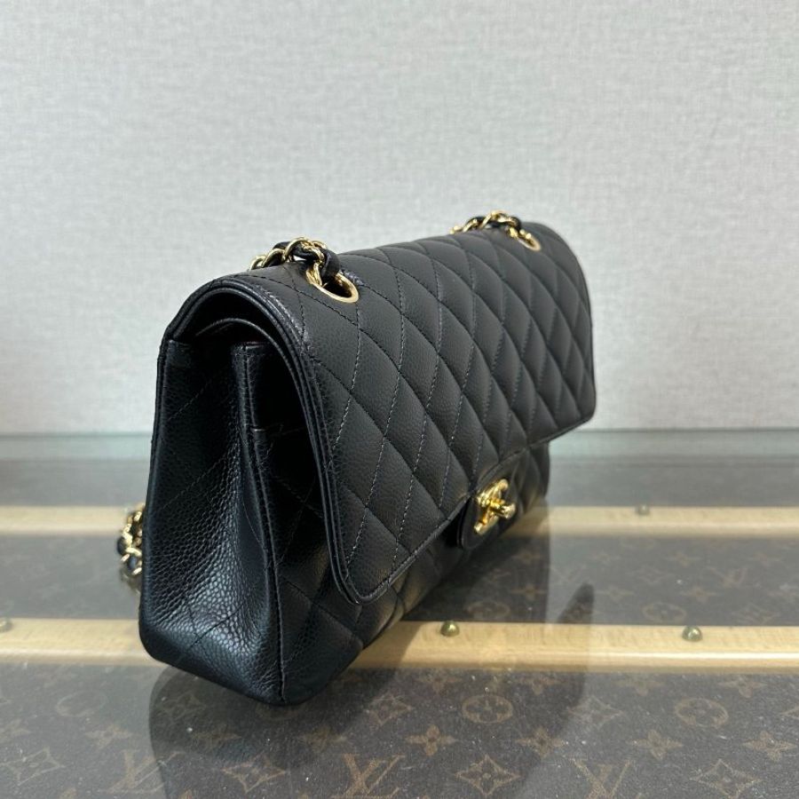 CHANEL香奈兒 Classic Flap CF 經典菱格金扣鏈條肩帶 牛皮 口蓋包斜背包單肩包 中型 女款 黑色 貨號A01112-Y01864-C3906 全新正貨-5