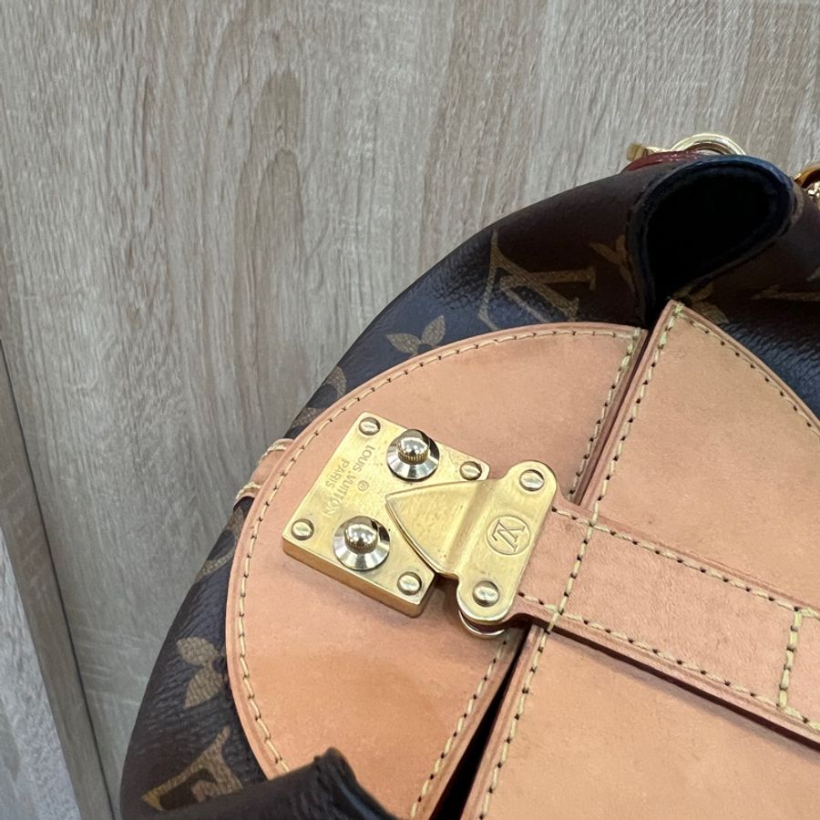 LV 原花Duffle Bag金釦手提斜背薯條包M43587-8