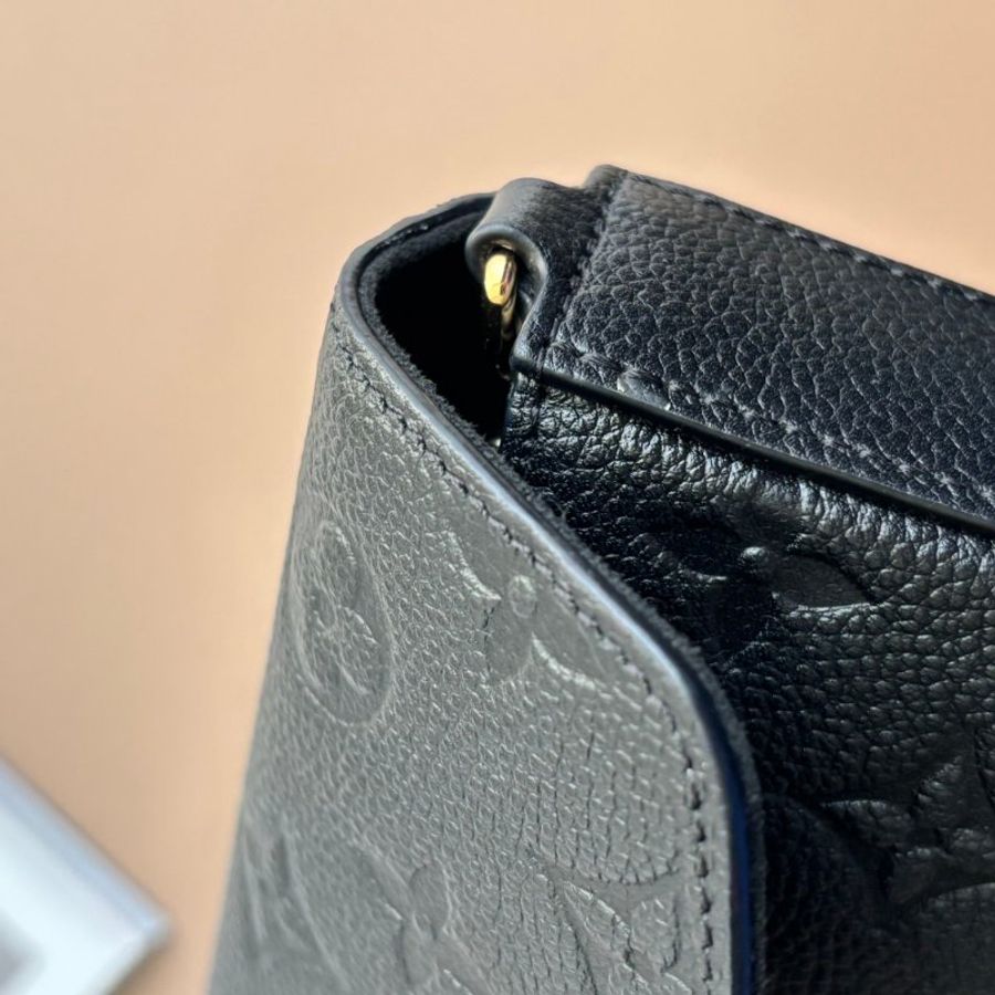 ::LOUIS VUITTON:: LV M82477 Félicie Pochette 黑壓紋三合一WOC-34