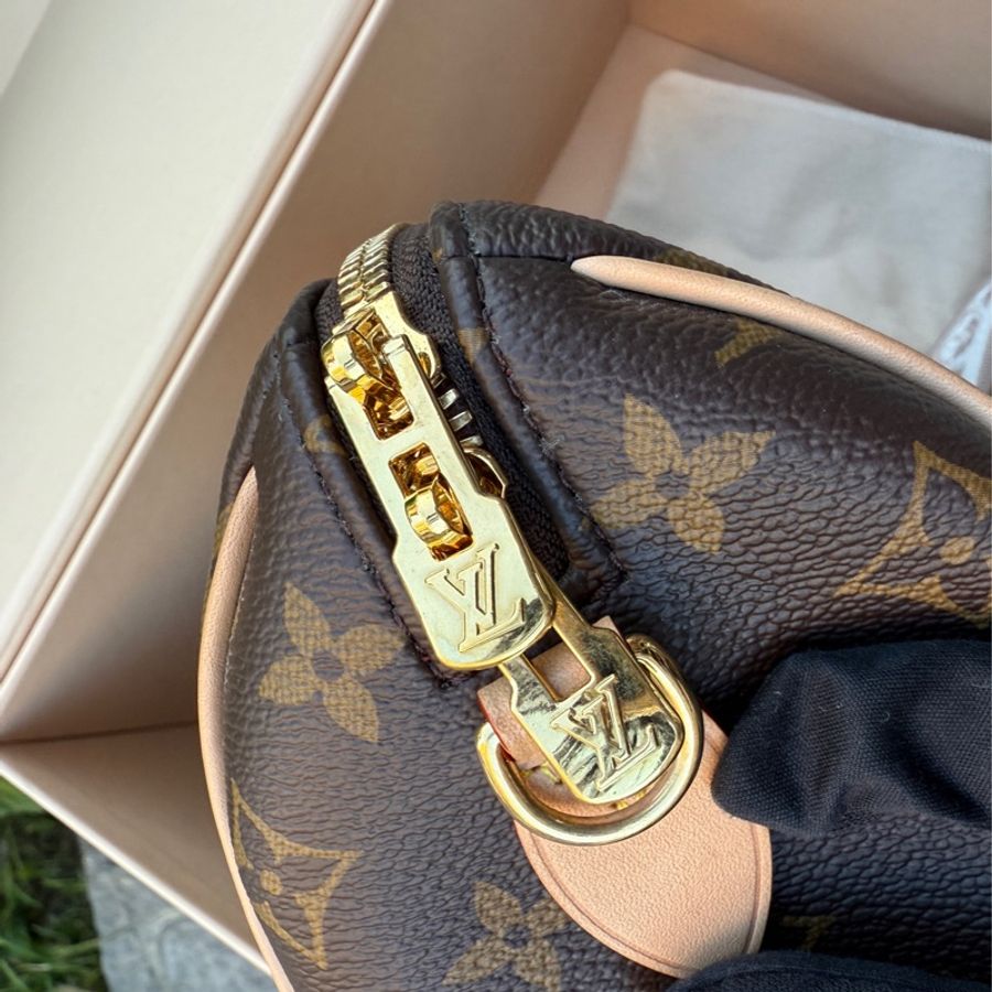 近新LV 老花Speedy Bandoulière 20米/駝拚色帆布寬揹帶波士頓包M46222-10