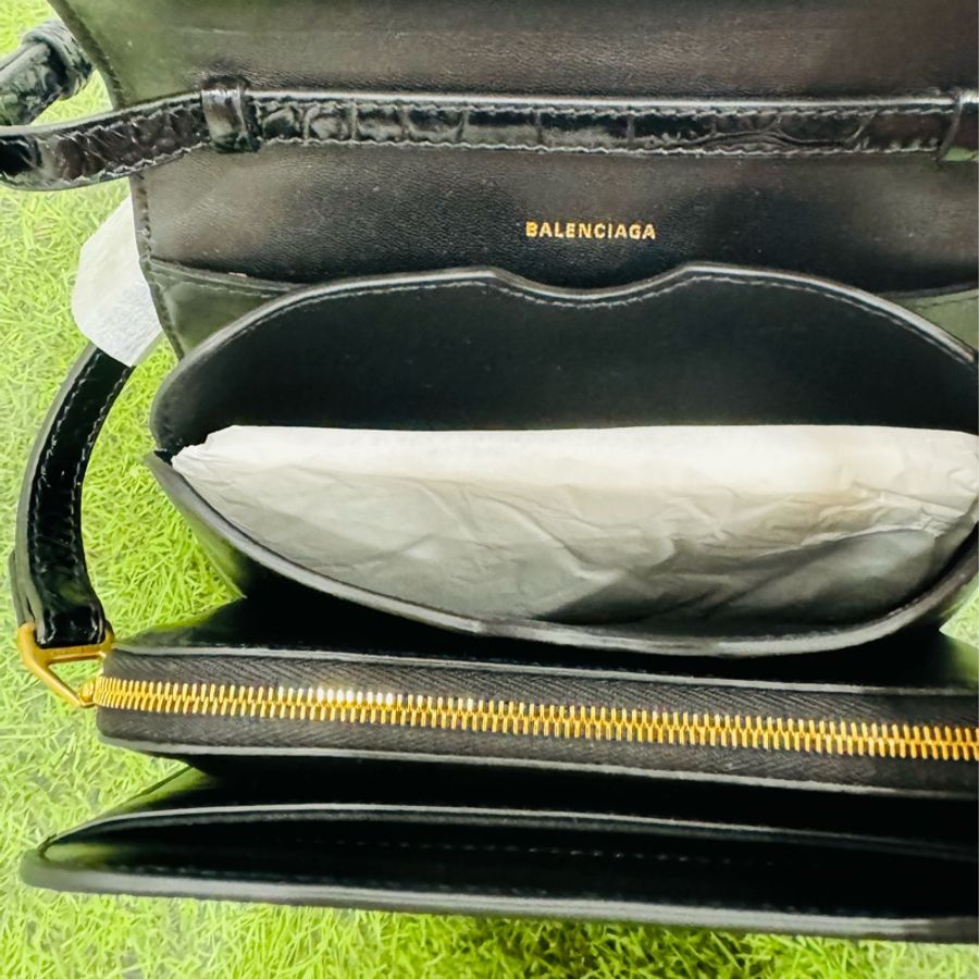 BALENCIAGA 鱷魚壓紋肩背包 風琴包 全新經典黑色-15