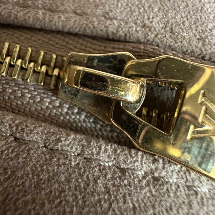 LV 大象灰 On The Go PM Size-12