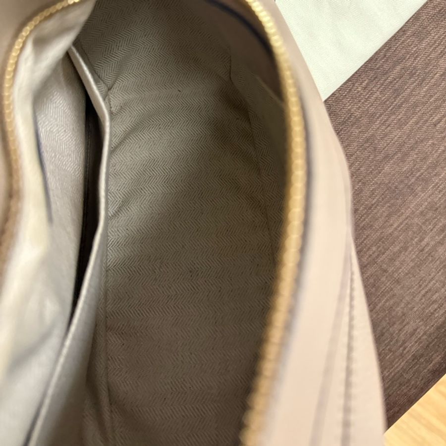已售出 Loewe puzzle small-11