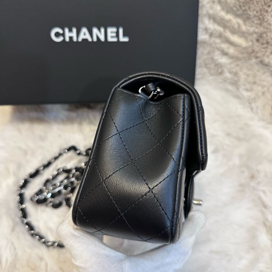 Chanel香奈兒經典爆款24C mini CF coco20 黑銀鏈條口蓋包-9