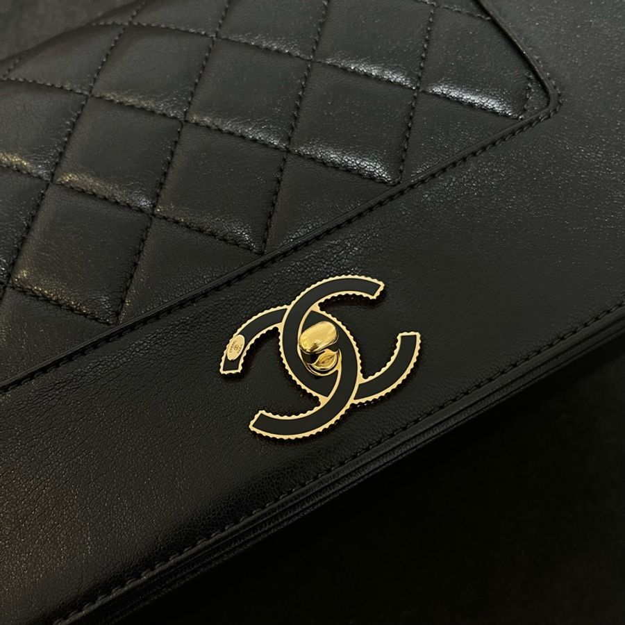 香奈兒 Chanel Mademoiselle Flap Bag Large 黑金牛皮菱格肩背包-30