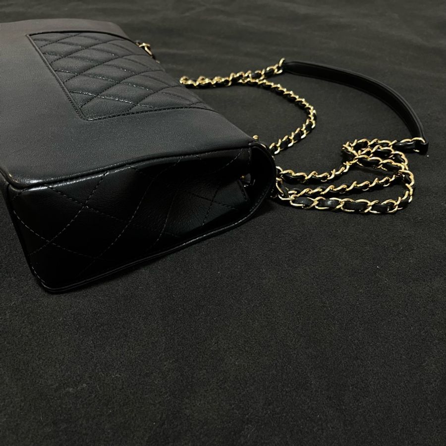 香奈兒 Chanel Mademoiselle Flap Bag Large 黑金牛皮菱格肩背包-31