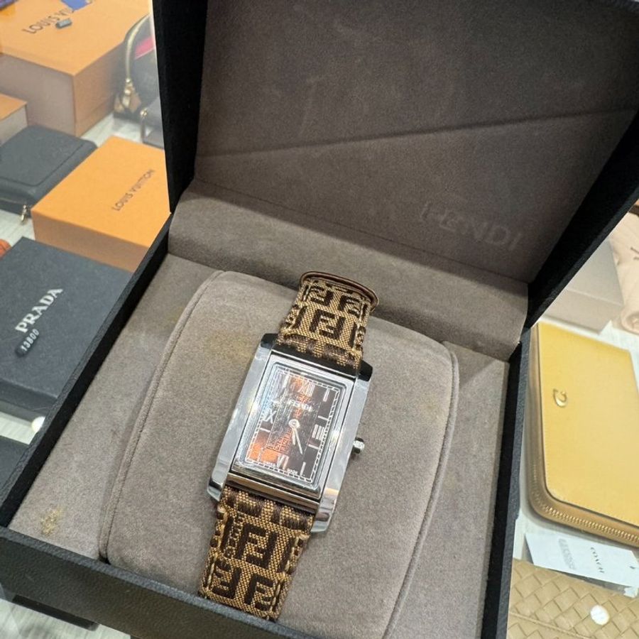 Fendi Loop 老花腕錶-0