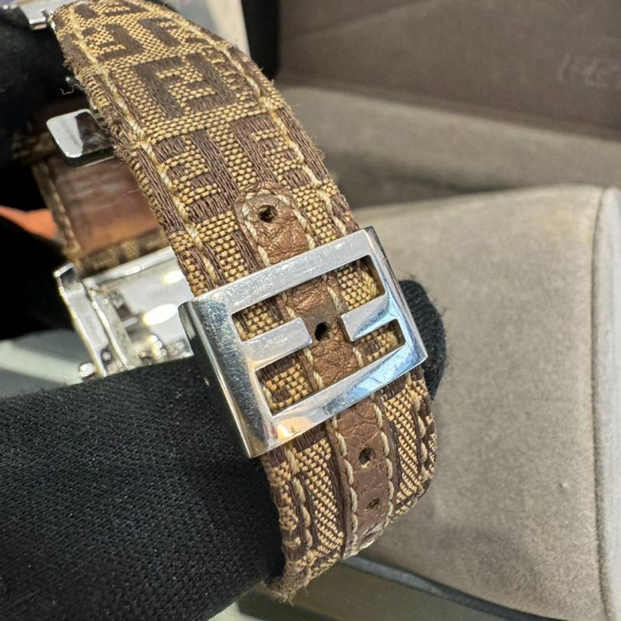Fendi Loop 老花腕錶-3
