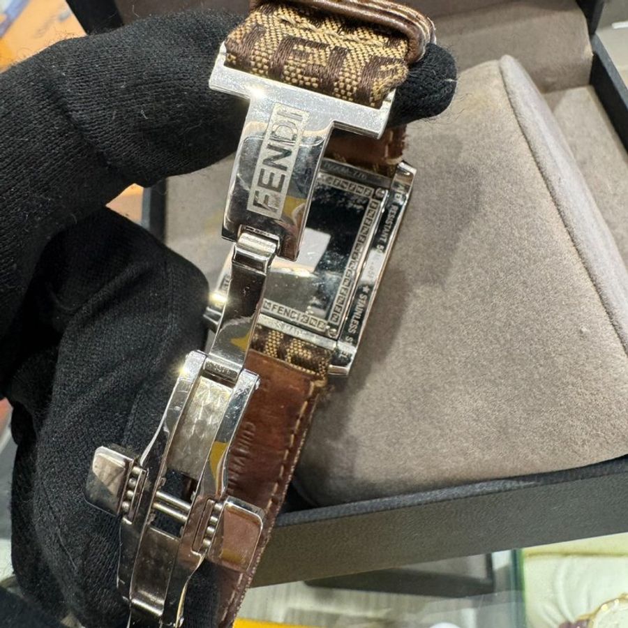 Fendi Loop 老花腕錶-4