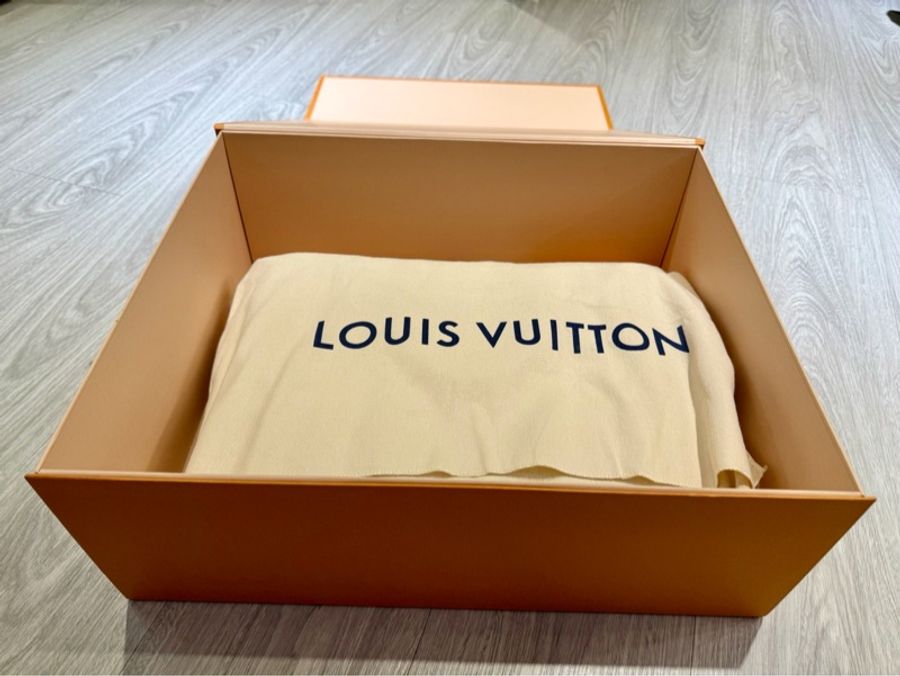 LV N45288全新未使用黑色壓紋棋盤格公事包 手提包 電腦包 文件包/全新/保證正品-3