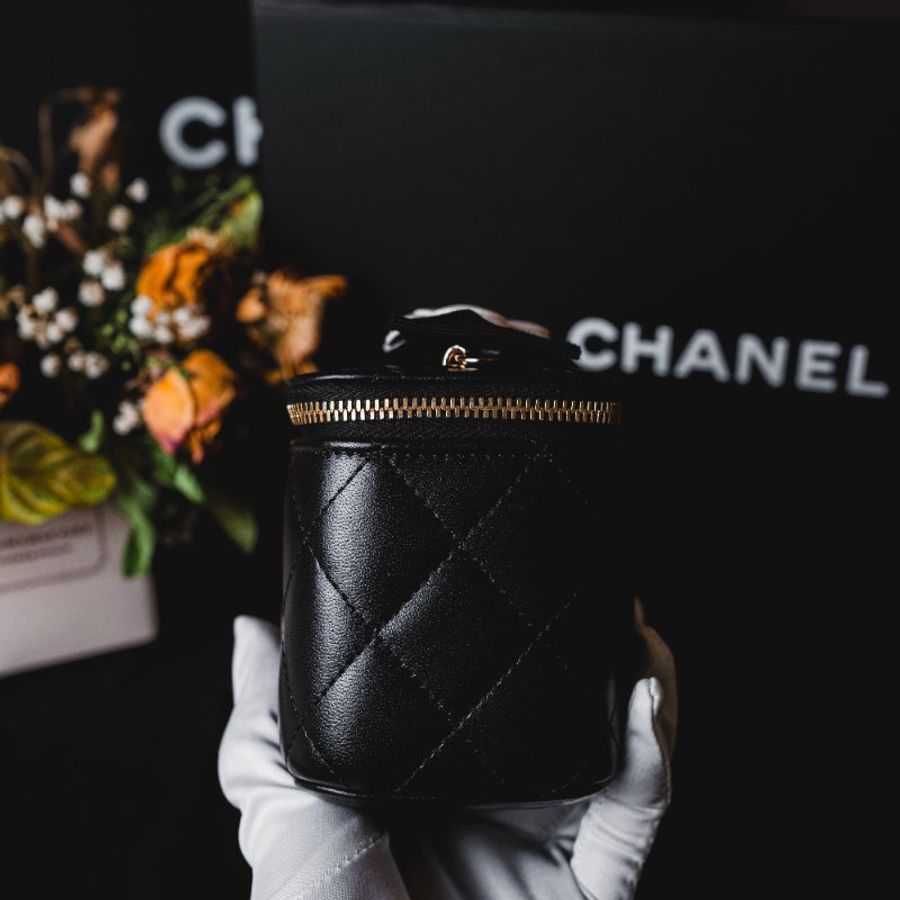 《CHANEL 山茶花 盒子包》-2