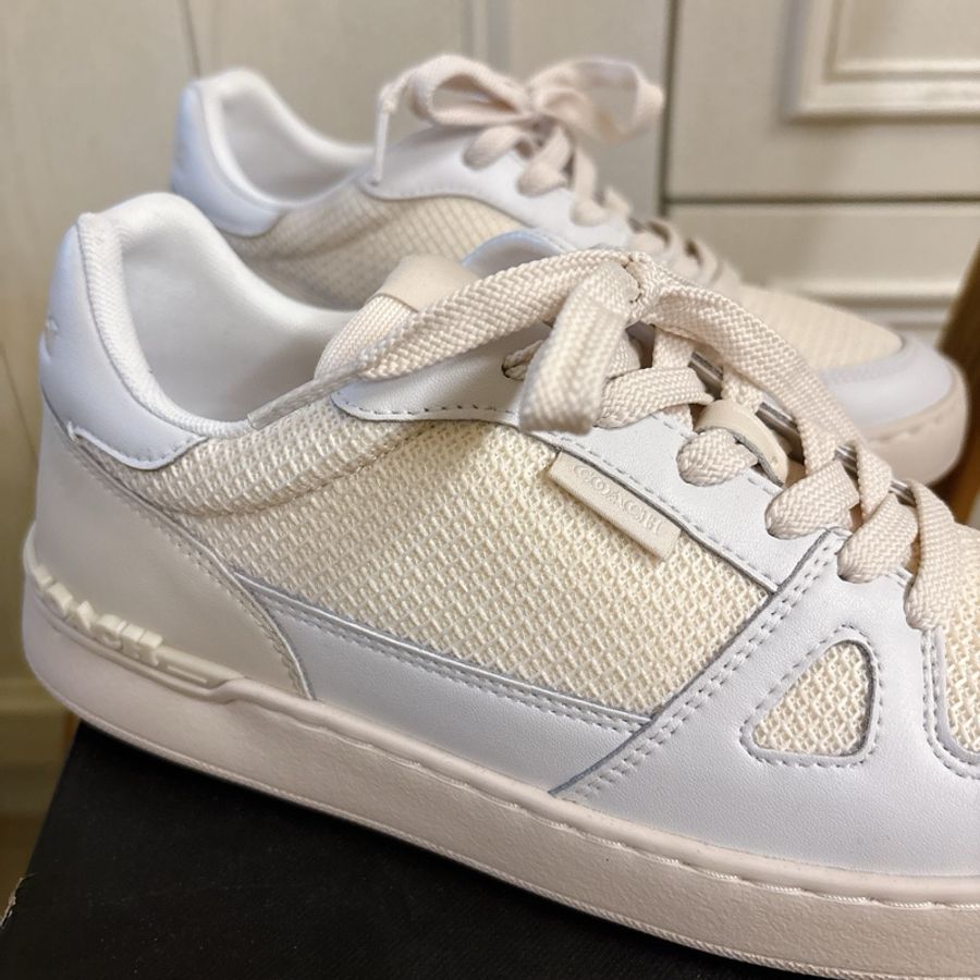 Coach 米白色休閒鞋 Coach 米白色 布鞋 休閒鞋 clip court sneakers-1