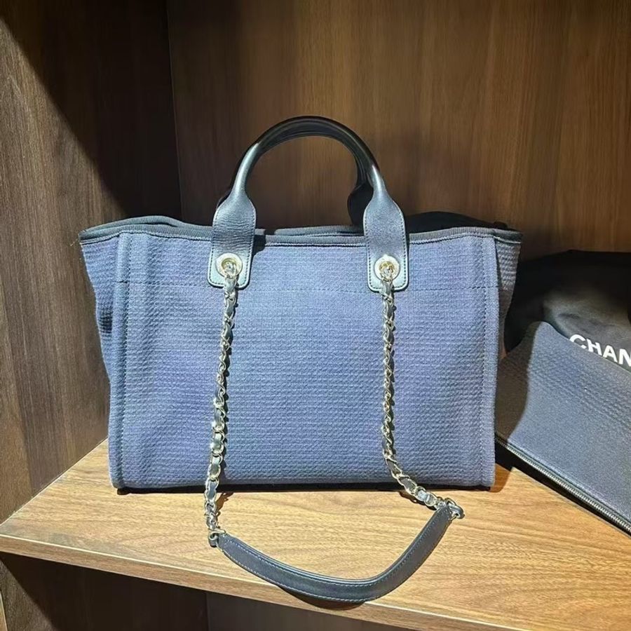 Chanel香奈兒tote小號藍色手提購物袋-1