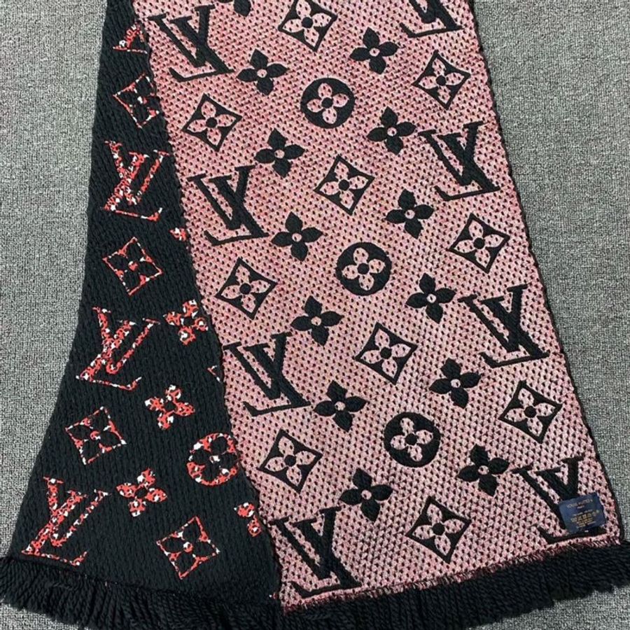 LV 滿logo 印 羊毛圍巾Louis Vuitton 99新 170*42cm-6