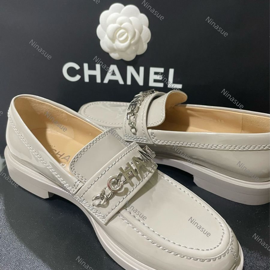 尋找仙度瑞拉🧚‍♀️全新｜香奈兒Chanel｜經典款 字母 雙C logo 樂福鞋 鞋-0