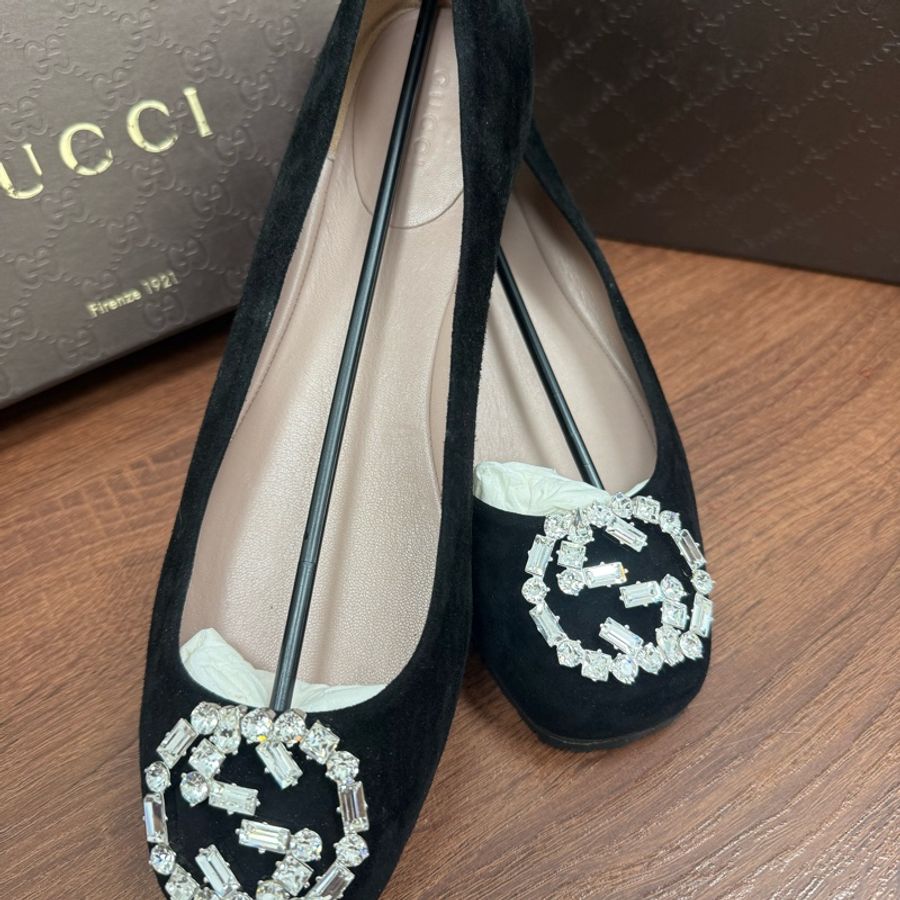 Gucci 麂皮娃娃鞋-1