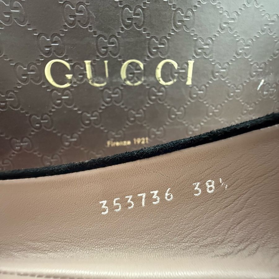 Gucci 麂皮娃娃鞋-9