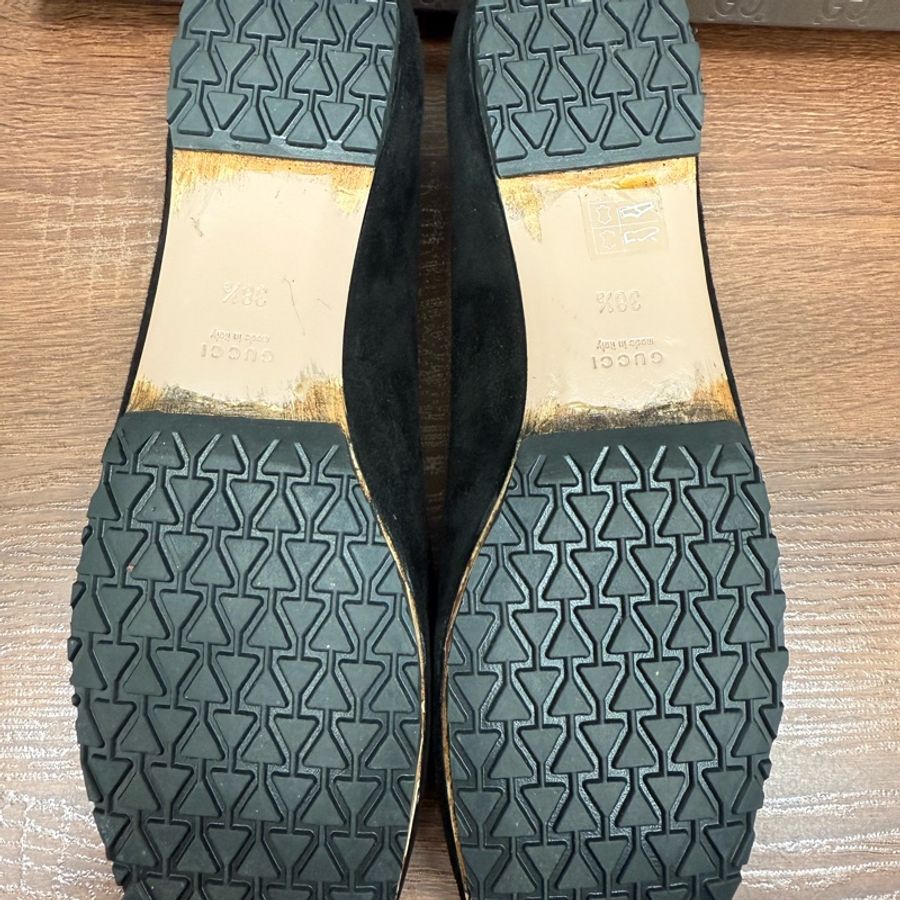 Gucci 麂皮娃娃鞋-11