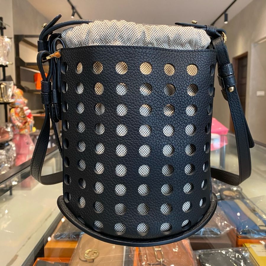 Delvaux Pin Mini Bucket Airess 絕版洞洞水桶包-1