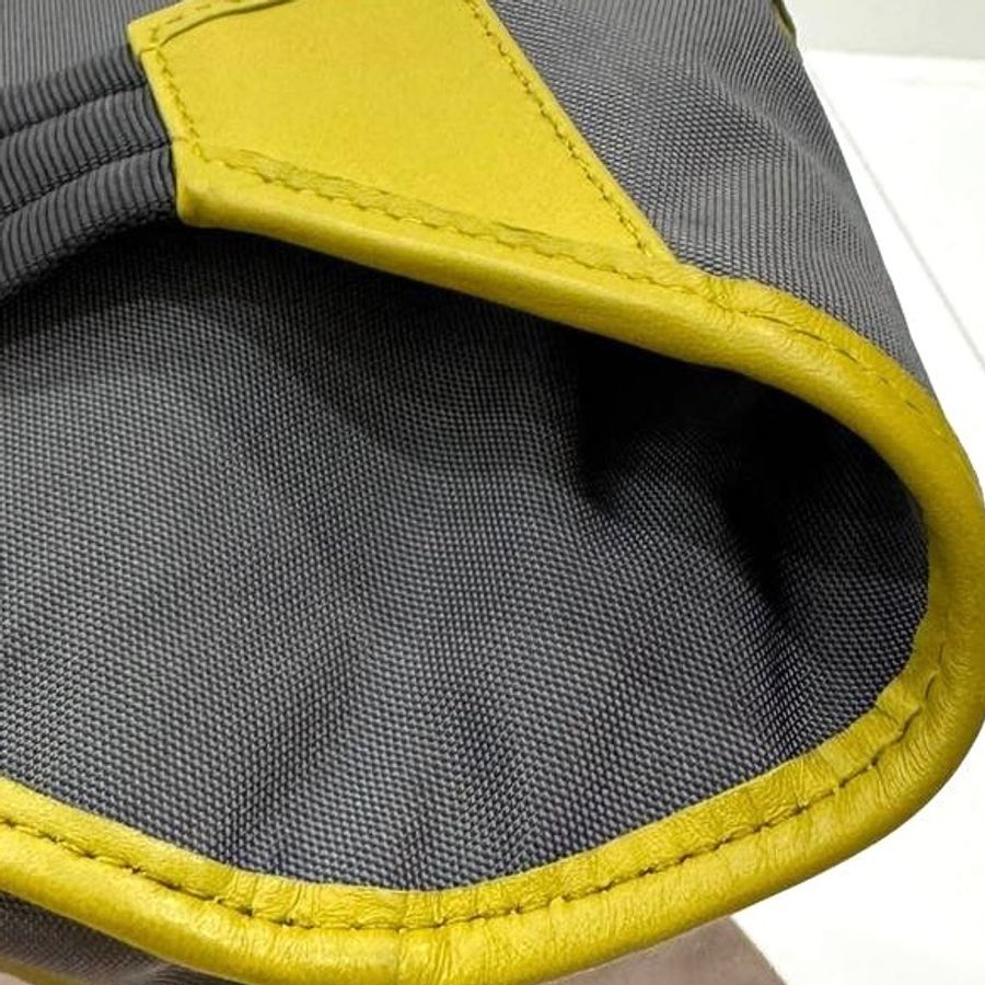 BOTTEGA VENETA BV 尼龍撞色 灰綠 胸包 胸口包 腰包 斜背包 肩背包-26