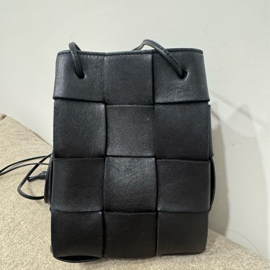 Bottega Veneta Small Cassette Bucket Bag-3