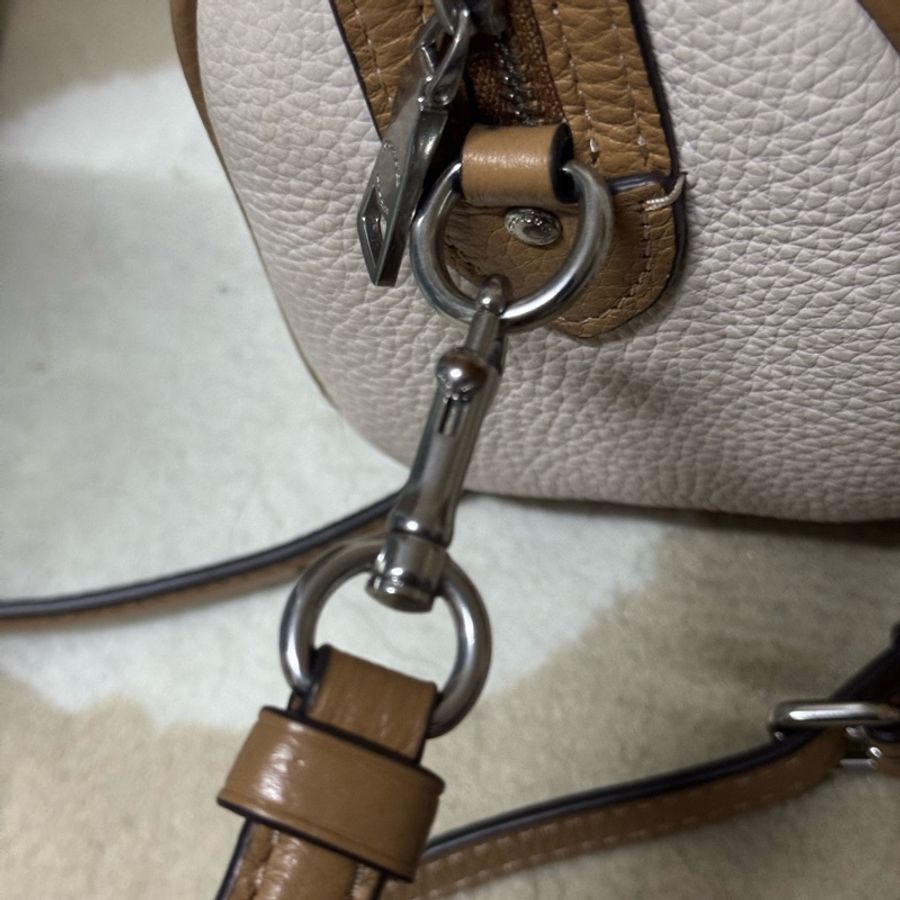 coach mini波士頓斜背手拿兩用小包-11