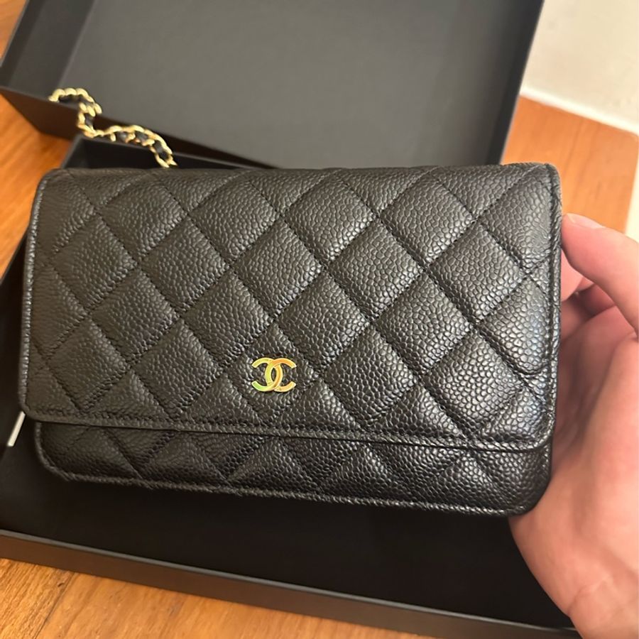 CHANEL 黑荔枝金雙C WOC-18