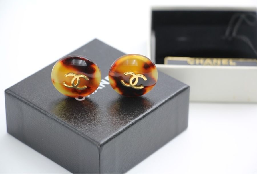 Chanel Vintage 97P玳瑁圓形耳環-1