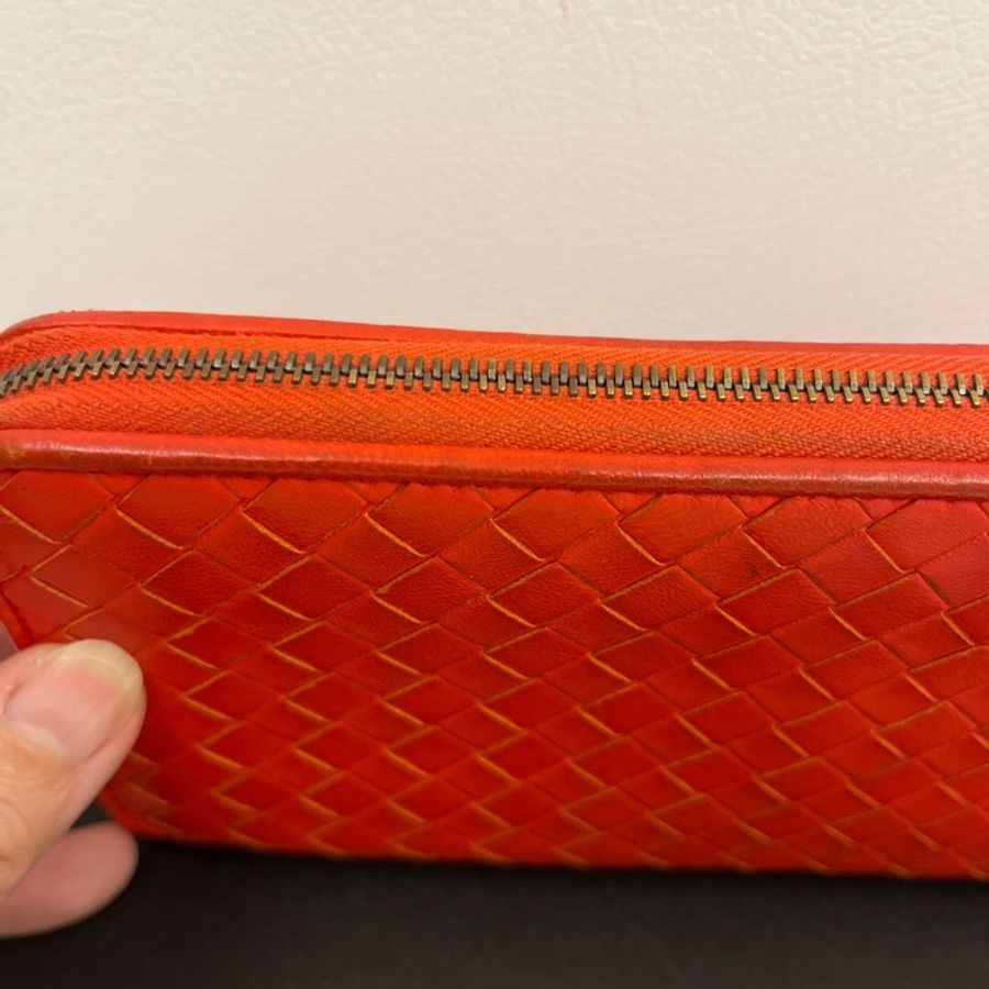 Bottega Veneta 經典長夾橘色-13