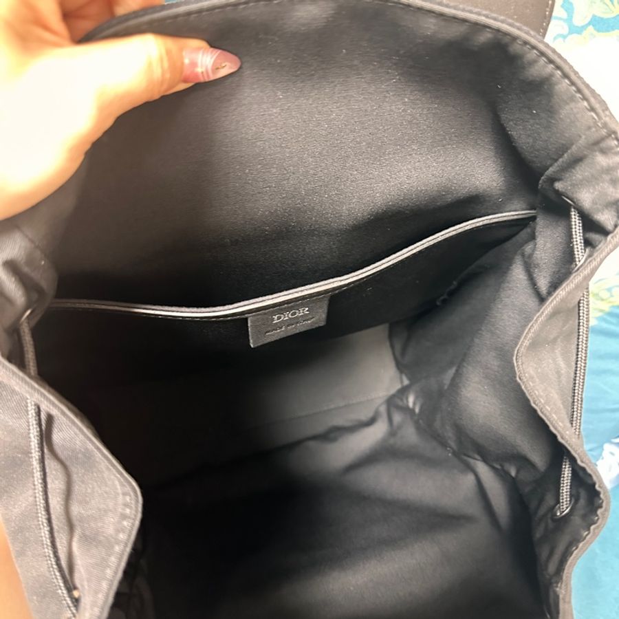 DIOR 併接牛皮後背包-10