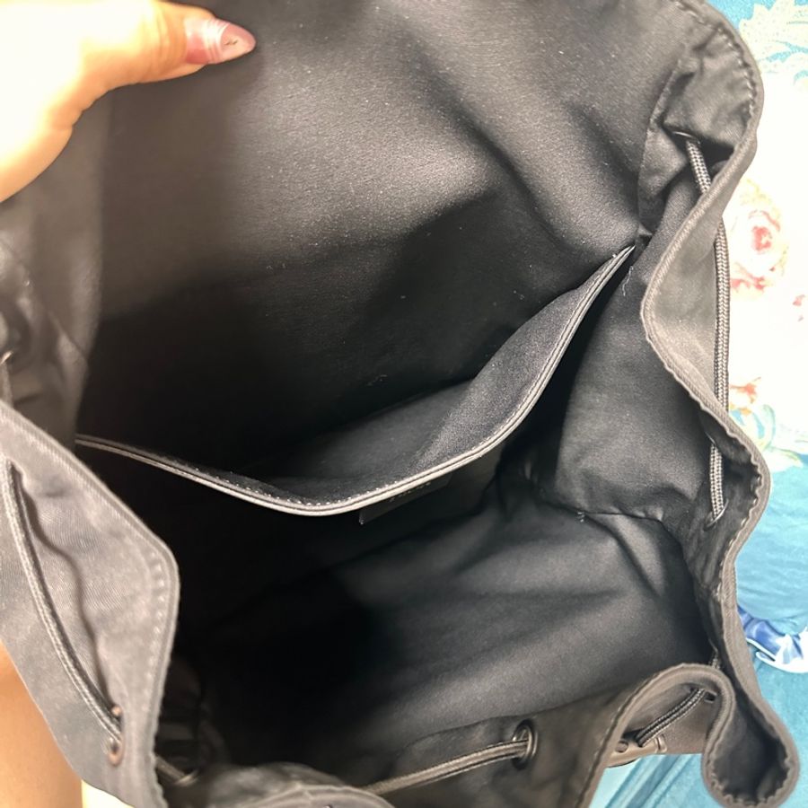 DIOR 併接牛皮後背包-11