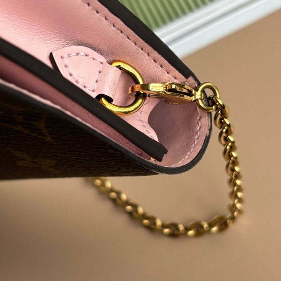 ::LOIUS VUITTON::  LV M69579 Flore 咖啡色經典花紋拼接粉色牛皮 WOC 金鍊斜背包-35
