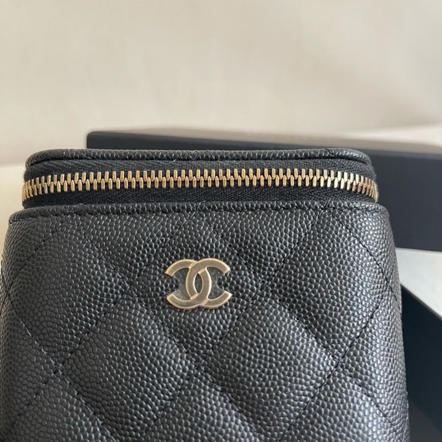 現貨 🖤 Chanel classic vanity case 小盒子 黑色 荔枝皮-6