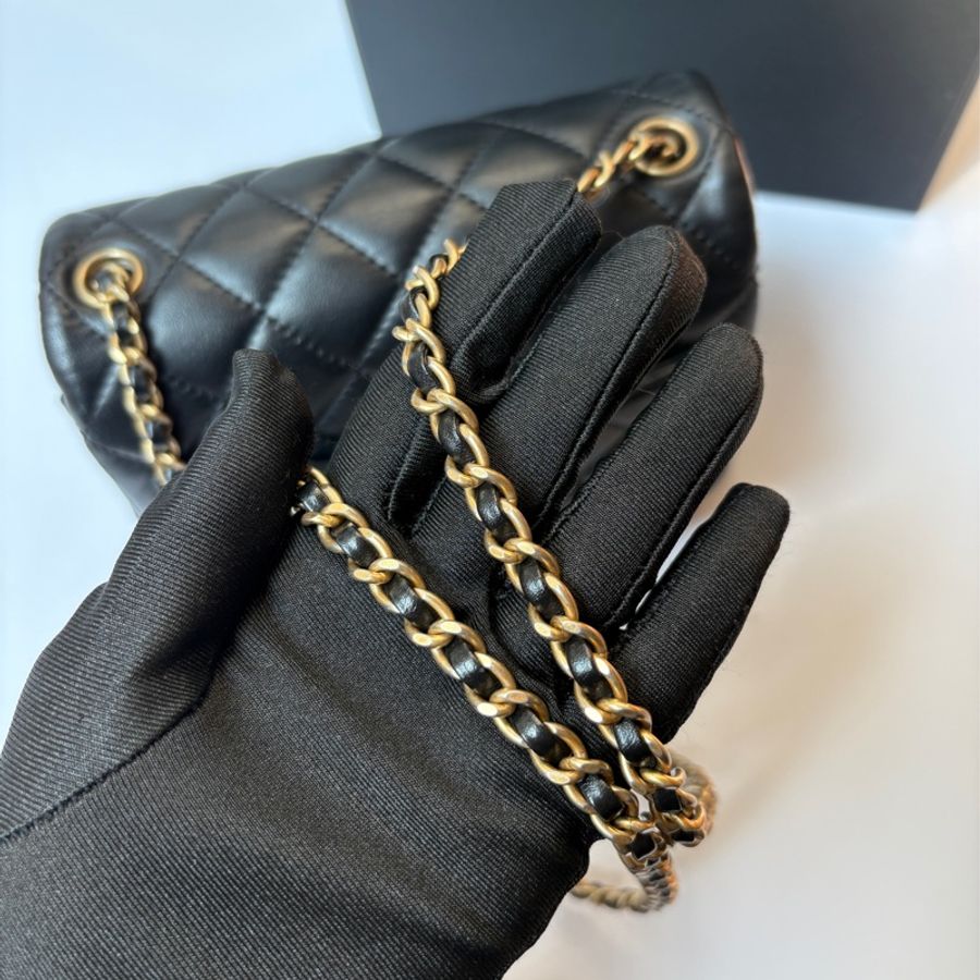 Chanel 黑金羊皮金球方胖cf17cm-17