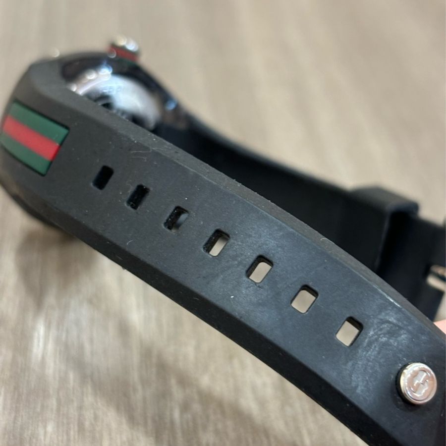 GUCCI GG LOGO SYNC 36MM 黑 橡膠 運動 綠紅綠 錶帶 石英 錶 手錶-4