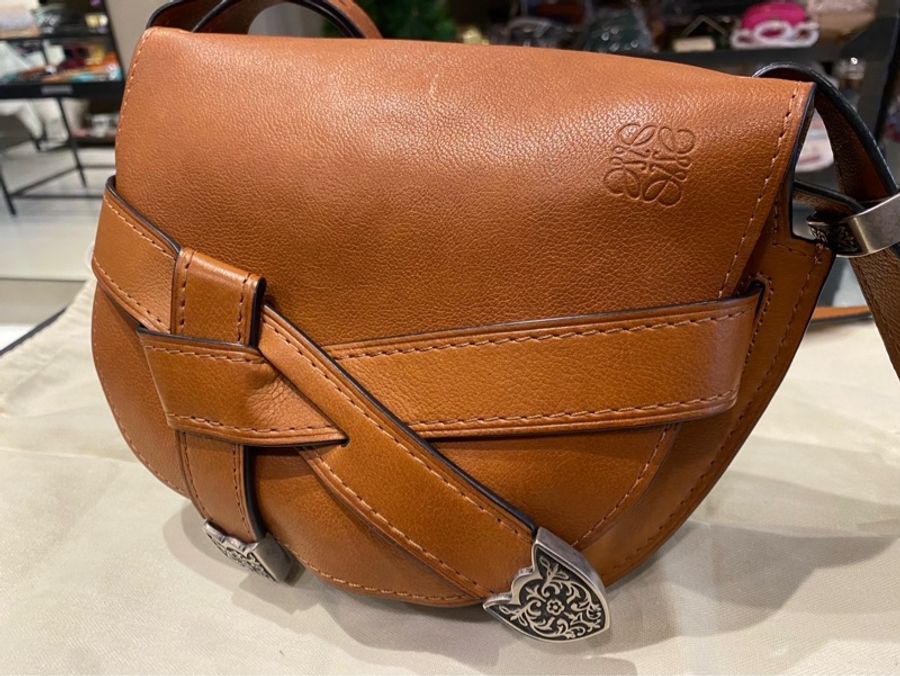 LOEWE Western系列 馬鞍包-1