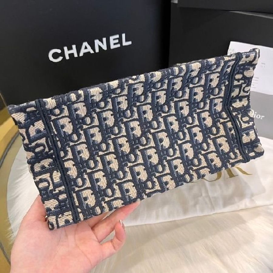 Dior Book Tote 小碼 米白藍老花刺繡-8