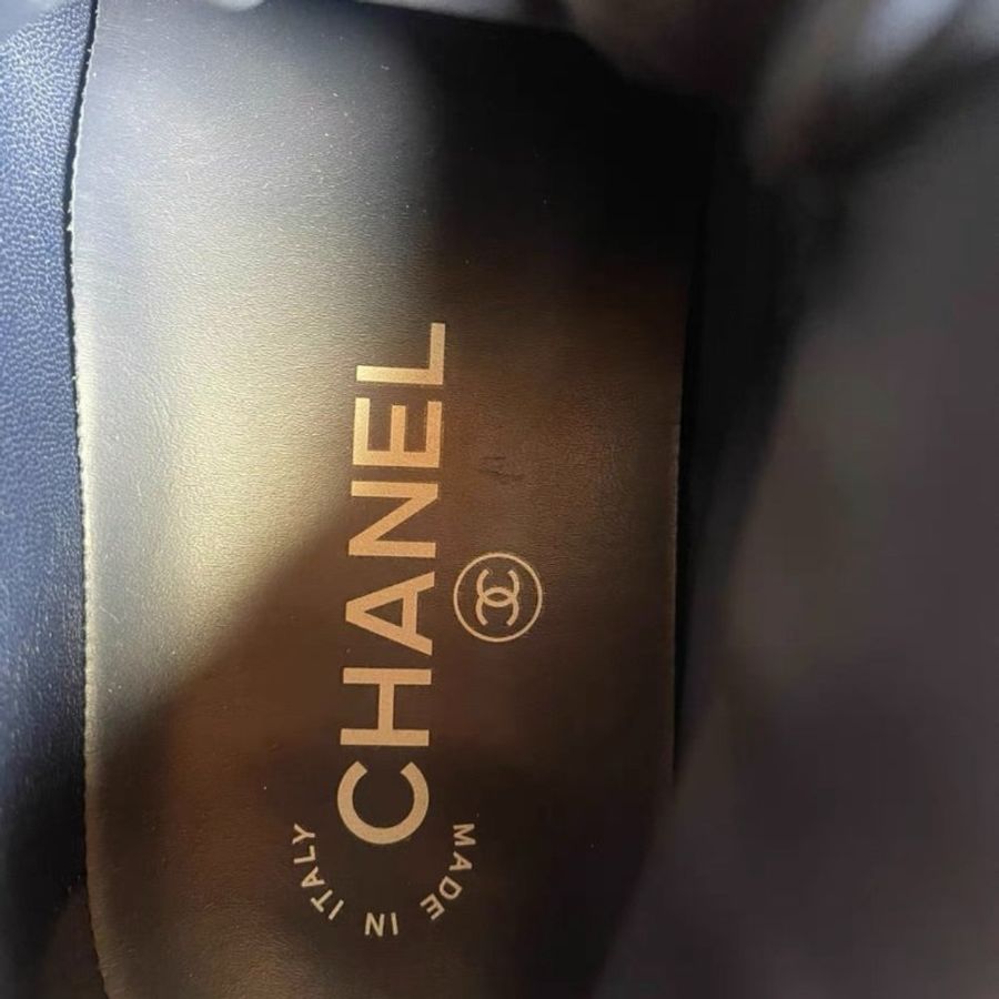 Chanel 鍊條邊拼色高統休閒鞋 35.5號,很新-4