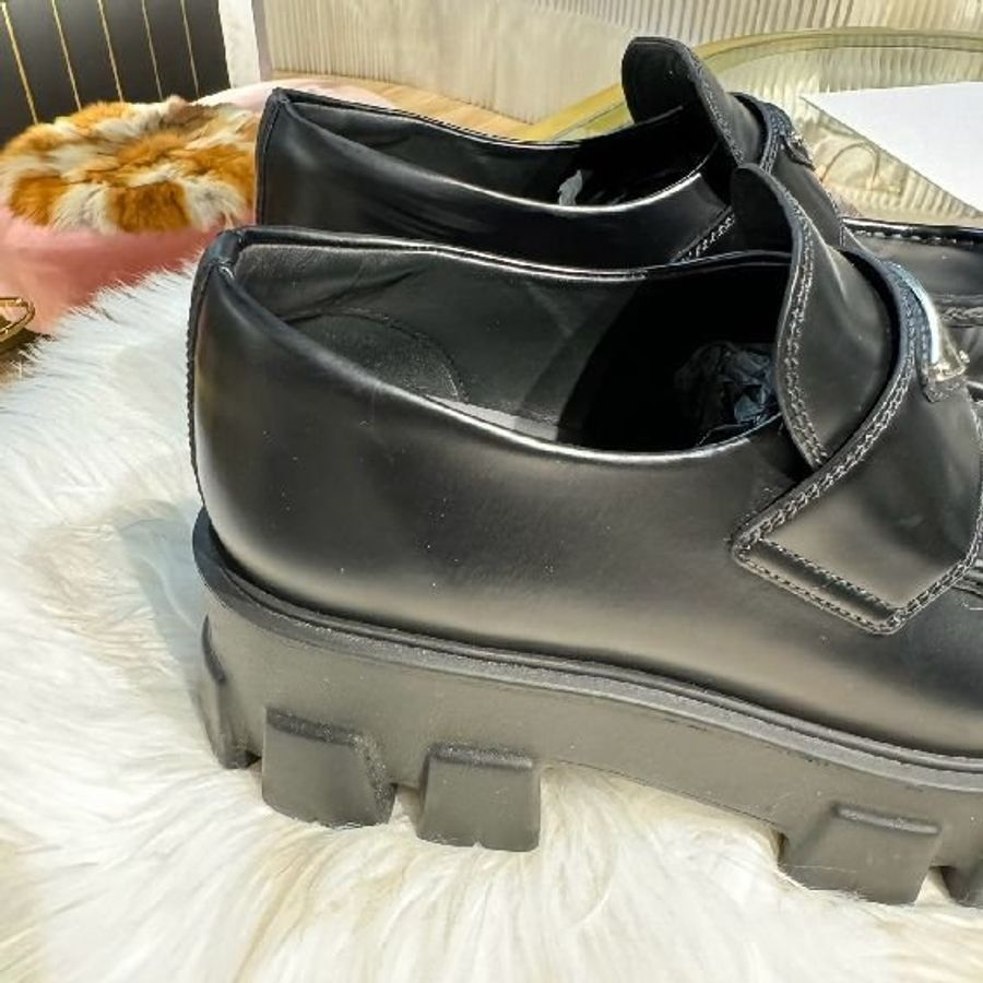 PRADA Monolith拋光皮革樂福鞋-4