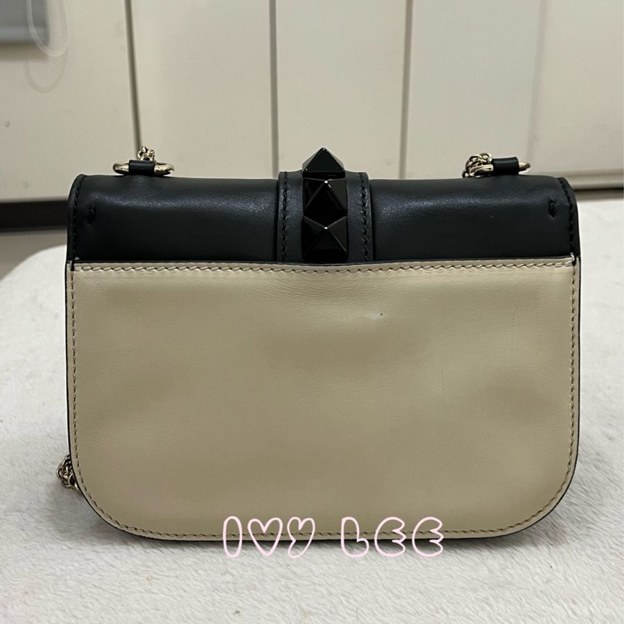 Valentino Rockstud Glam Lock 黑色 米白色皮革 鉚釘 鍊條包 斜背包 肩背包 二手精品-1