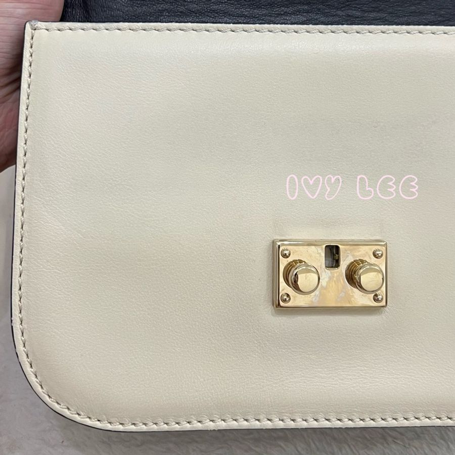 Valentino Rockstud Glam Lock 黑色 米白色皮革 鉚釘 鍊條包 斜背包 肩背包 二手精品-25