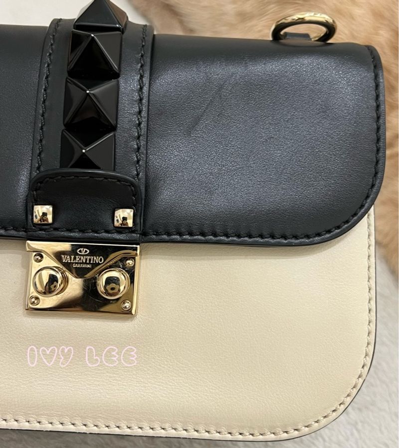 Valentino Rockstud Glam Lock 黑色 米白色皮革 鉚釘 鍊條包 斜背包 肩背包 二手精品-32