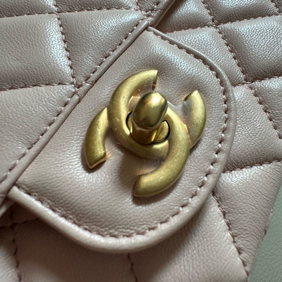 Chanel flap bag (pink) 金扣-2