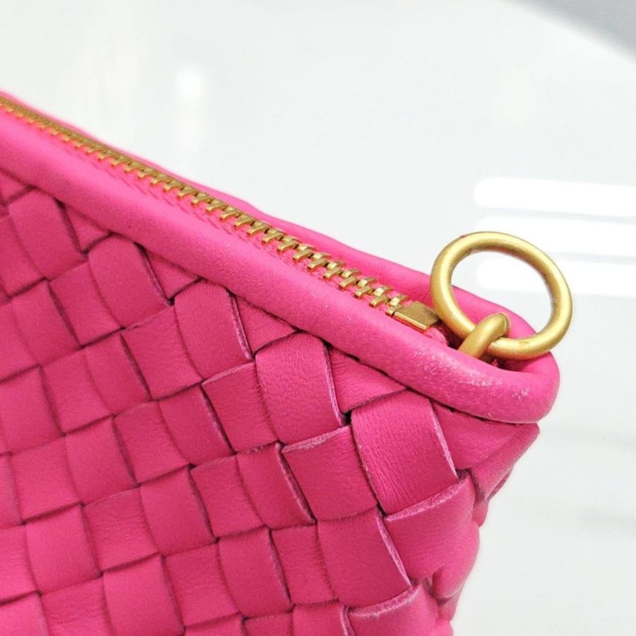 BV Shoulder Bag-16
