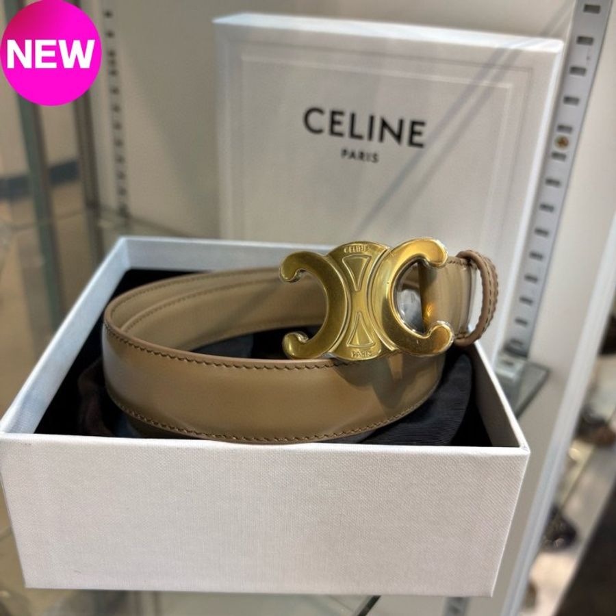 🌸2025春夏新品🌸Celine 45AK93A01 Triomphe Taurillon 牛皮革 凱旋門 2.5 公分寬腰帶 煙燻棕 80/85公分(購買請訊息告知需要尺寸)-0