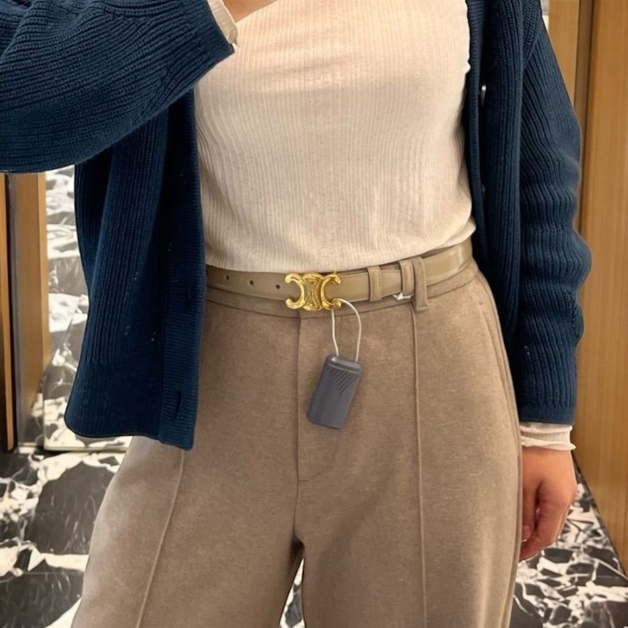 🌸2025春夏新品🌸Celine 45AK93A01 Triomphe Taurillon 牛皮革 凱旋門 2.5 公分寬腰帶 煙燻棕 80/85公分(購買請訊息告知需要尺寸)-2